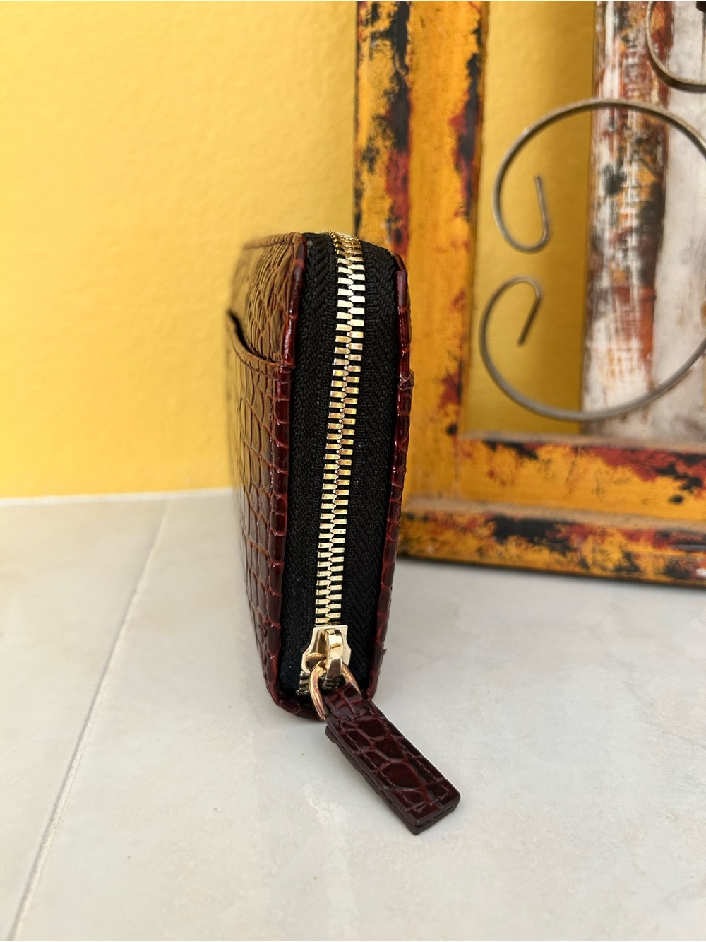 Sézane Victoria Wallet | Burgundy Crocodile Print Leather | Made in Portugal - Picture 7 of 11